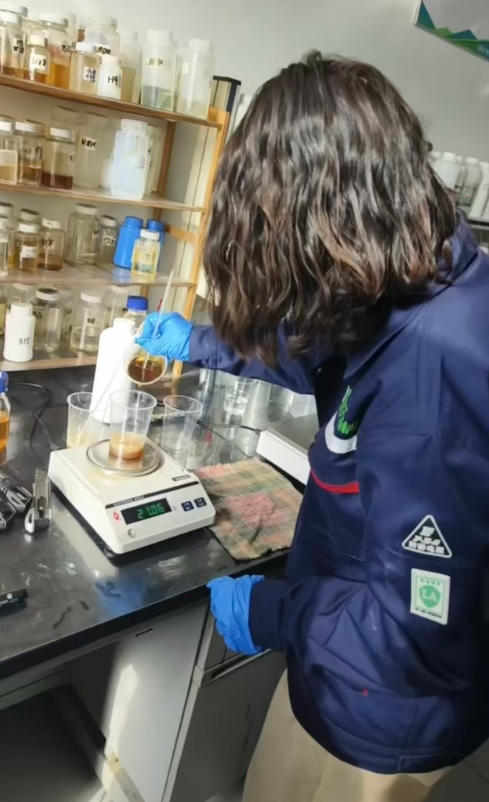 Fabricante de Poliéter Poliol. png