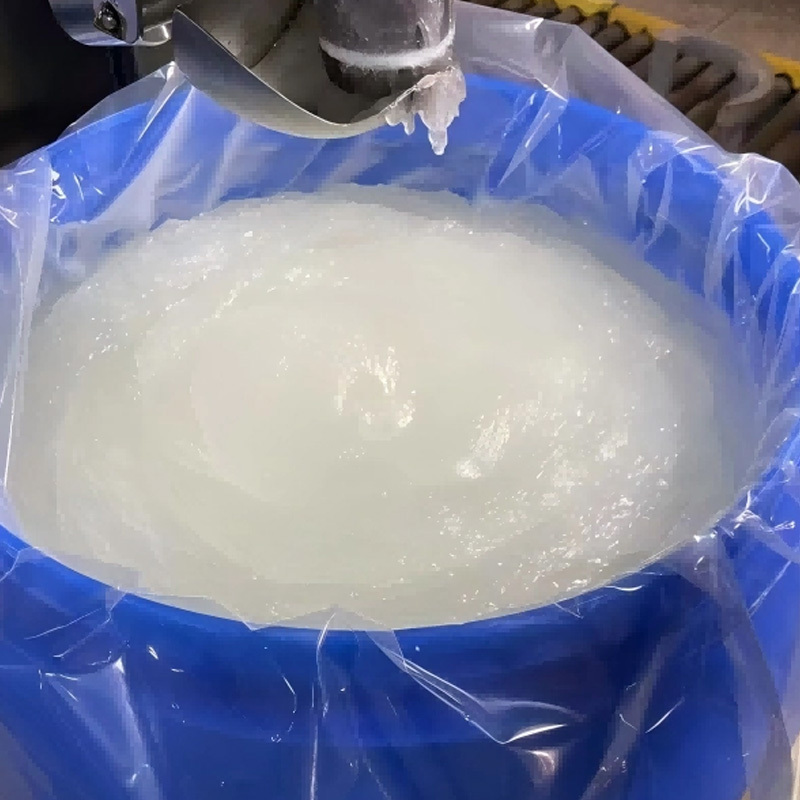 Mineral oil CAS#8042-47-5